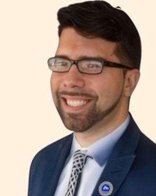 Photo of Lucas Olan, Registered Mental Health Counselor Intern, MS, RMHCI