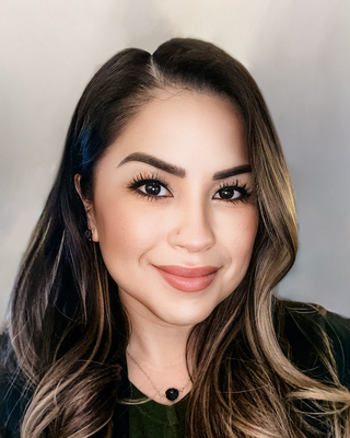 Photo of Jennifer Reyes, Clinical Social Work/Therapist, LCSW
