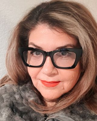 Photo of Dr. Mariam Harris, Marriage & Family Therapist, LMFT, PhD