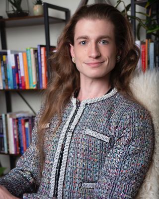 Photo of Eme Swaggthorne, Licensed Professional Counselor, MA, LPC, ATR-P