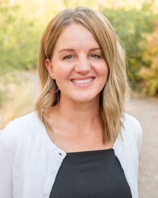Photo of Summer Woosley, Marriage & Family Therapist, MA, LMFT