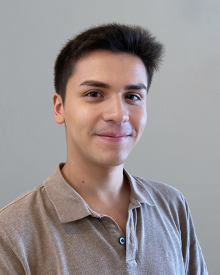 Photo of Louie Valdez, Clinical Social Work/Therapist, LSW