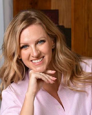 Photo of Melissa Melnychuk, Registered Psychotherapist (Qualifying), MA, MSc, BA Hon, BBA