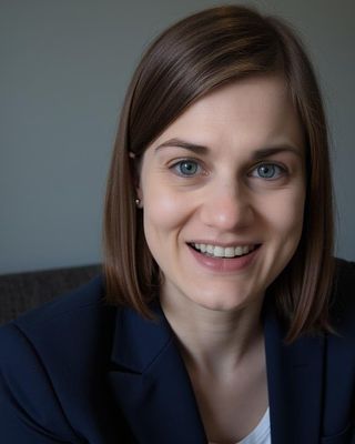 Photo of Melissa Caris, Psychologist, PhD