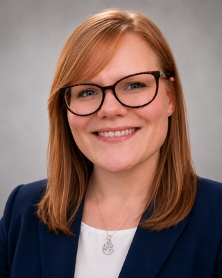 Photo of Julia Theiszmann, Clinical Social Work/Therapist, MSW, LISW-CP