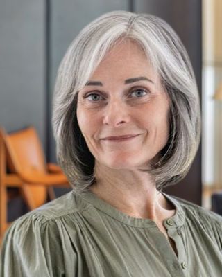 Photo of Lori Harris, Psychiatric Nurse Practitioner, PMHNP
