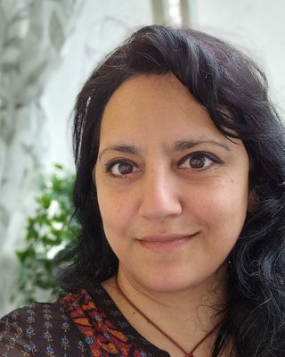 Photo of Robina Kausar, MBACP, Counsellor