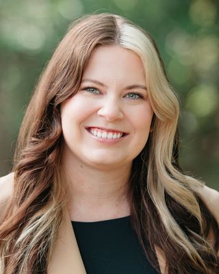 Photo of Sydney VanderTuin, Marriage & Family Therapist, MS, LMFT