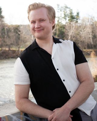 Photo of Stevie Jones, Lic Clinical Mental Health Counselor Associate, LCMHCA