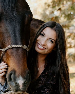 Photo of Jenelle Deilgat, Marriage & Family Therapist, LMFT