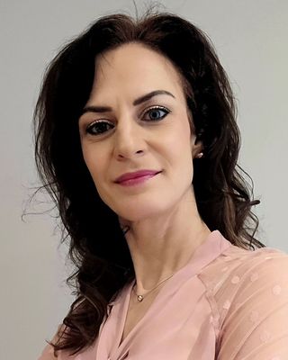 Photo of Irina Iacob, Registered Psychotherapist, LCSW, MSW, TS