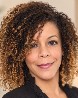 Photo of Lilyvette Perez Lind, Licensed Professional Counselor, LPC