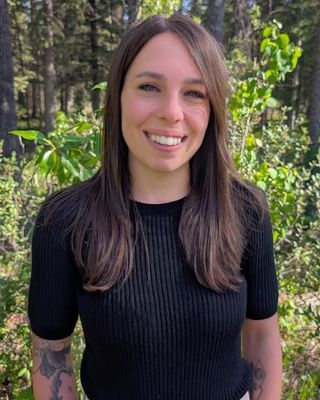 Photo of Nikki Tiller, Registered Social Worker, BA, BSW, MC, RSW