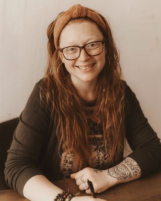 Photo of Alli Marifke, Clinical Social Work/Therapist, MSW, LCSW