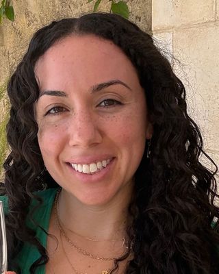 Photo of Sienna Lea Kensington, Marriage & Family Therapist Associate, AMFT