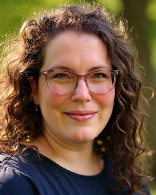 Photo of Rachel Fox, Marriage & Family Therapist, MS, LMFT