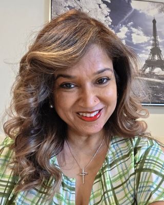 Photo of Ouida Malik, Clinical Social Work/Therapist, LCSW
