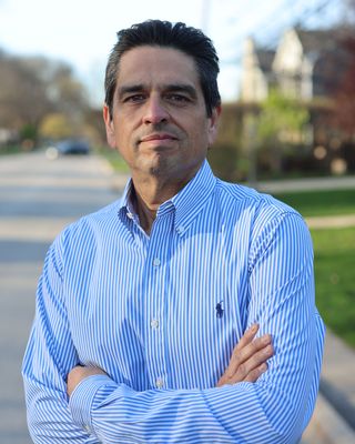 Photo of Ivan Velasco, Counselor in Inverness, IL
