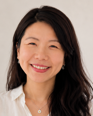 Photo of Ting-Chen Kung, Psychotherapist, MA, HCPC-Art Therap.