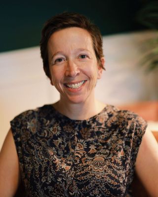 Photo of Lori Lake, Registered Social Worker, MSW, RSW