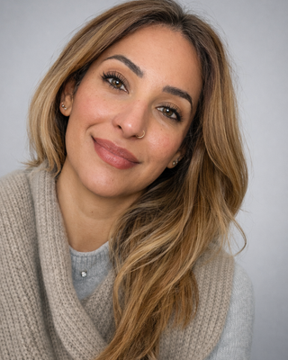 Photo of Linda Vasquez - Graceful Inner Light, Psychiatric Nurse Practitioner, APRN, MSN, FNP-BC