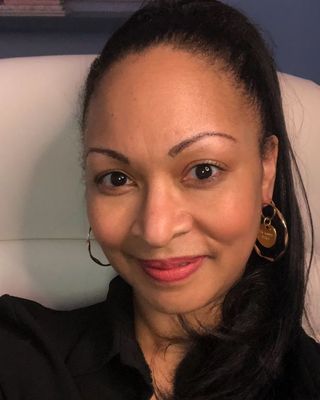 Photo of Gillian Elwell Mbabcp Mbacp, Psychotherapist, MBABCP