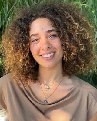 Photo of Nava Levine, Clinical Social Work/Therapist, LSWAIC, LLMSW