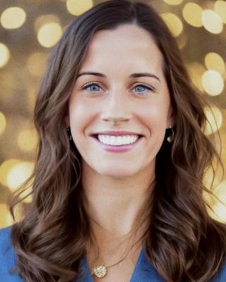 Photo of Cassandra Tenzer, Clinical Social Work/Therapist