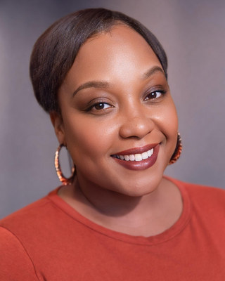 Photo of La Viola Ward, Clinical Social Work/Therapist, LPCC