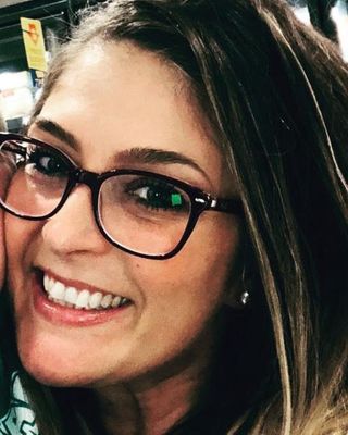 Photo of Heather Mong, Psychiatric Nurse Practitioner, MSN, APRN, PMHNP