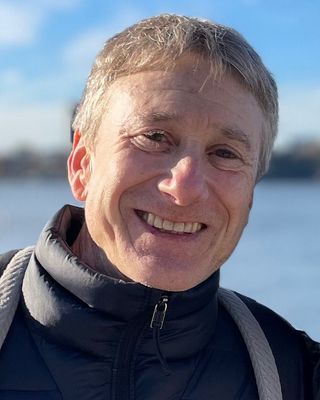 Photo of Eric Stullman, Marriage & Family Therapist, LMFT