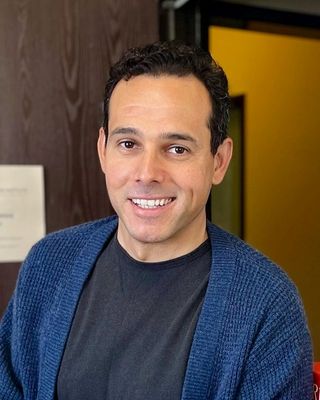 Photo of Mateo Leonardo, Marriage & Family Therapist, LMFT, CSAT