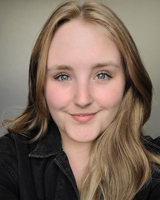 Photo of Jessica Ivey, Registered Psychotherapist (Qualifying), BA, MACP