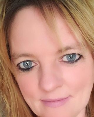 Photo of Bonnie Runions, Clinical Social Work/Therapist, MSW, LISW