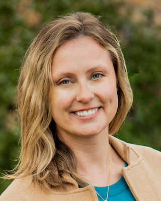 Photo of Alena Kryvanos, Psychologist, LCP