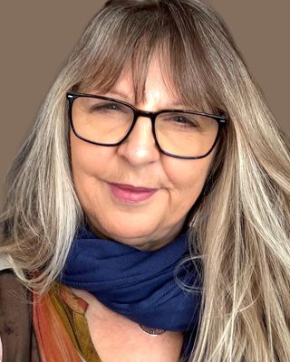 Photo of Katherine Neegan, Registered Social Worker, BSW, MSW, RSW