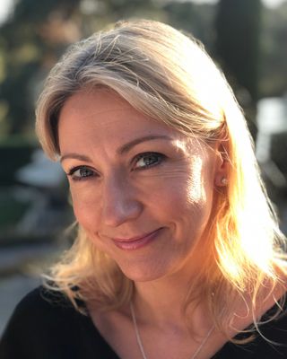 Photo of Amanda Golley, Counsellor, MBACP