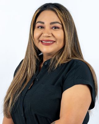 Photo of Roxanna Donan, Psychiatric Nurse Practitioner, PMHNP, FNP