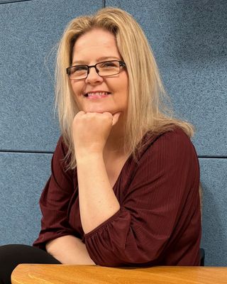 Photo of Hannah R Prewer, Counsellor, DCounsPsych, MBACP