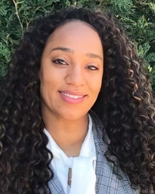 Photo of Simone Ayala, Counselor in Naperville, IL