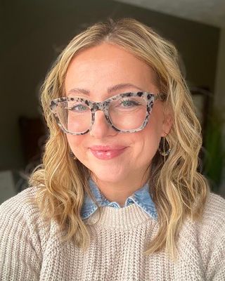 Photo of Laura Gibbs, Counselor, MA, LCPC