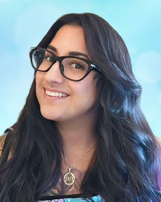 Photo of Louren Yzaguirre, Pre-Licensed Professional