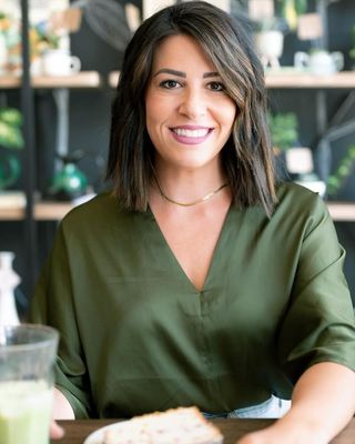 Photo of Danielle Cyrenne, Registered Social Worker, MSW RSW, CC‑PMH