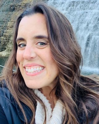 Photo of Ali Janning, Clinical Social Work/Therapist, MSW, LISW