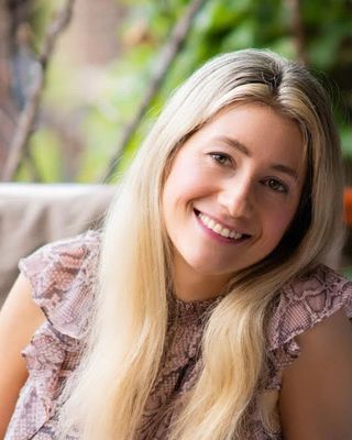 Photo of Lucía O'Neill, Clinical Social Work/Therapist, MA, LCSW