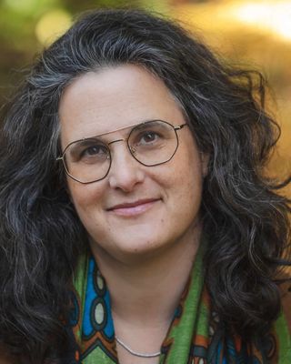 Photo of Neora Snitz, Registered Social Worker, RSW