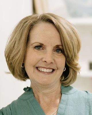 Photo of Loralynne Thompson, Licensed Professional Counselor, MAPC, LPC