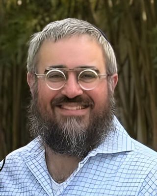 Photo of Levi Landa, Licensed Master Social Worker, LMSW, RSW
