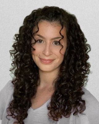 Photo of Elena Karamanova, Registered Social Worker, MSW, RSW