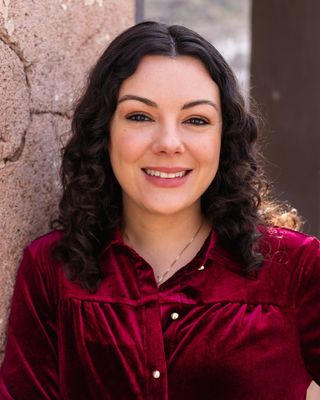 Photo of Amanda Nomicos, Counselor in Arizona